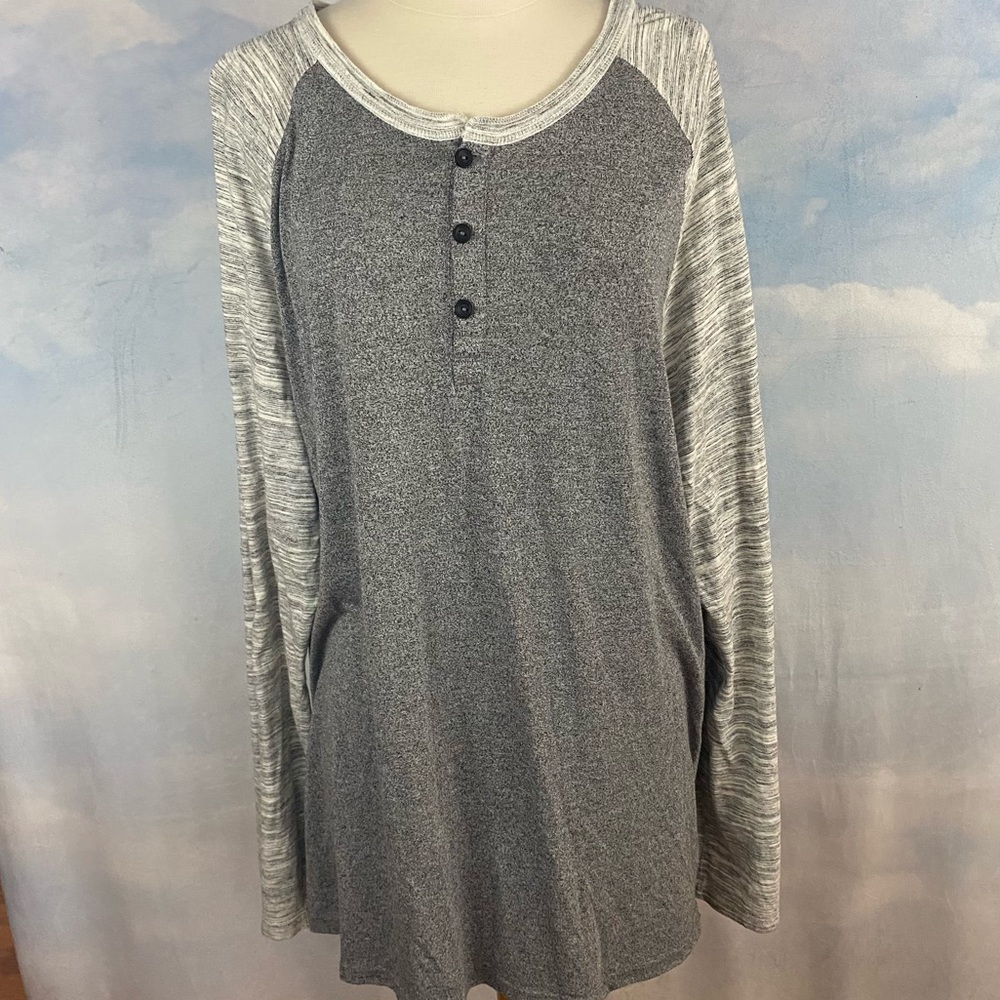LuLaRoe Gray Henley Size 3XL